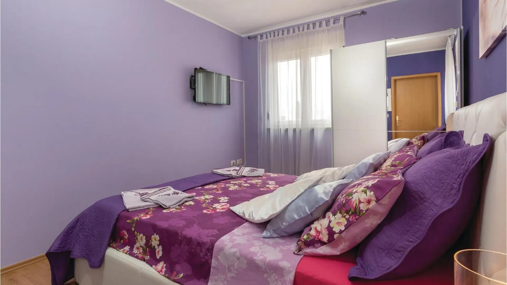 Cozy Home In Pula With Kitchen 크로아티아